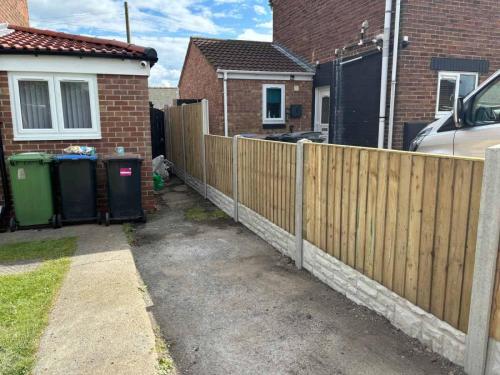 birmingham-b21-timber-fencing
